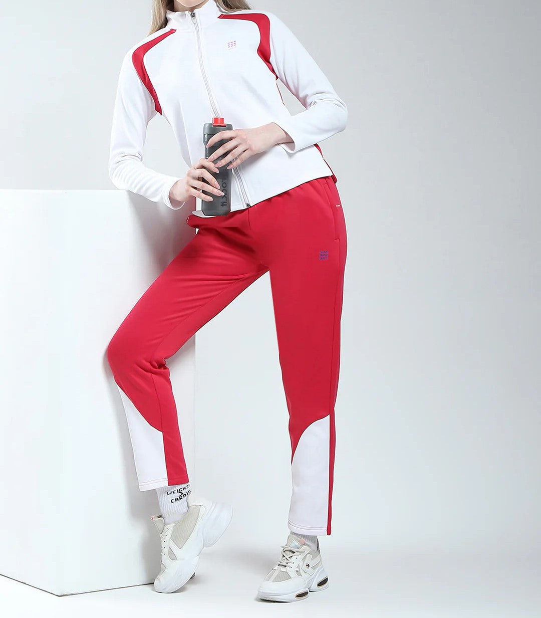 Women White & Red Solid Mock Neck Full Sleeve Winter Tracksuit