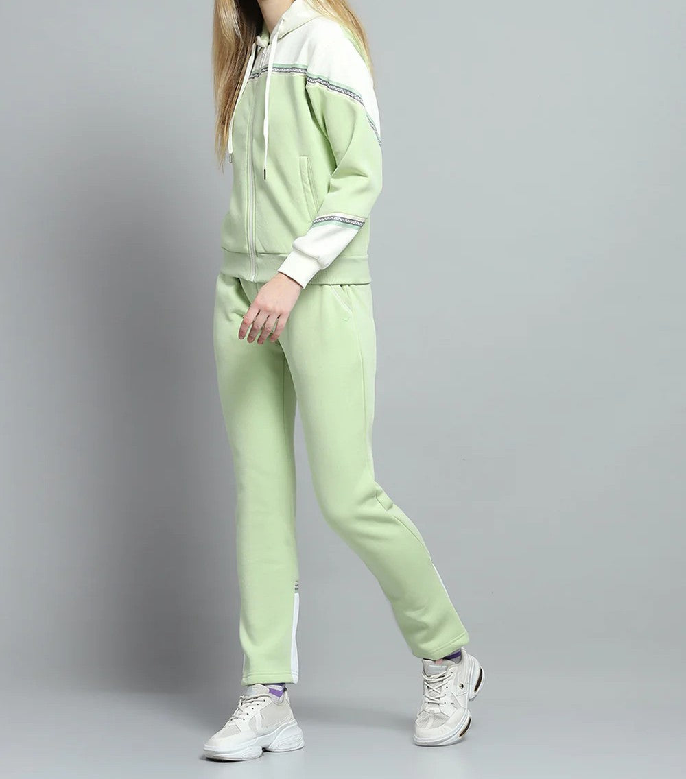 Women Green Solid Hooded Full Sleeve Tracksuit