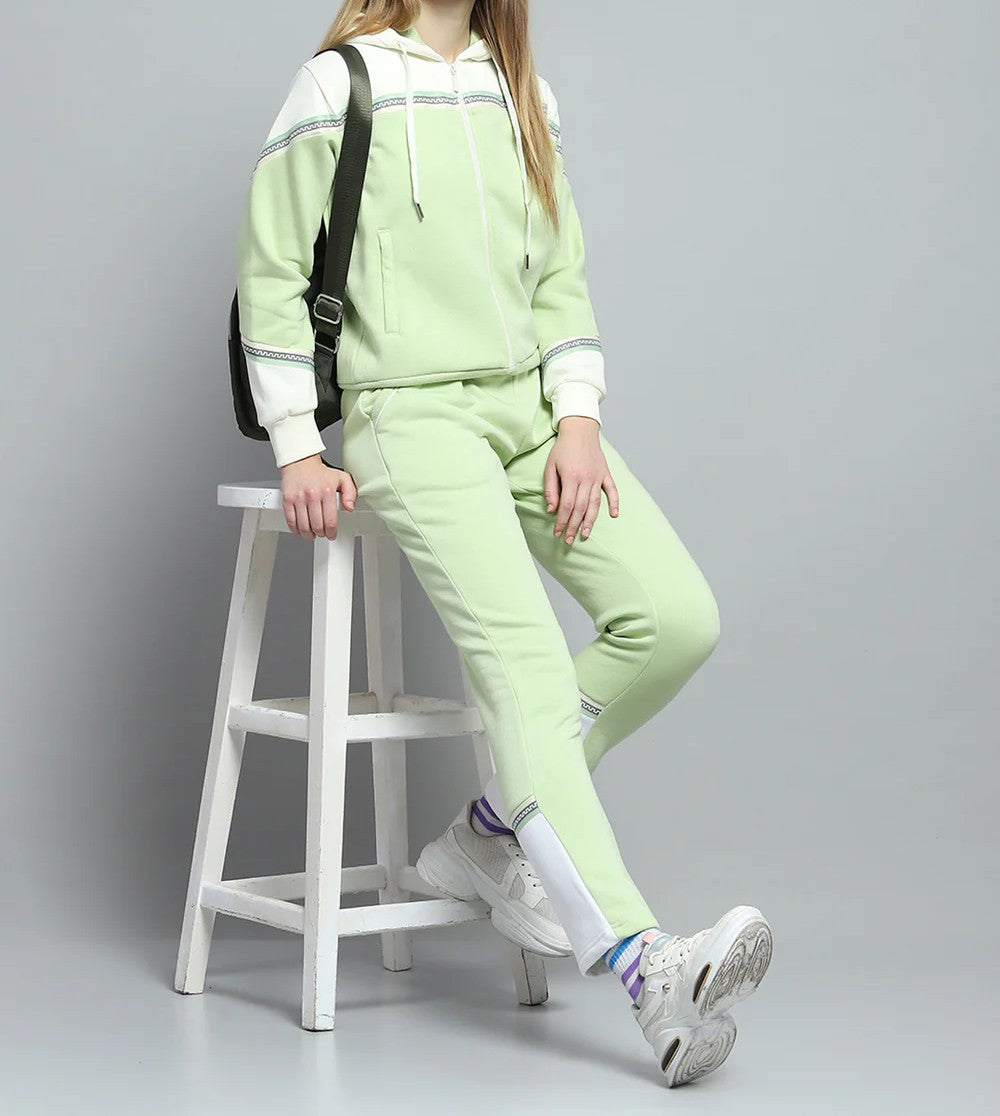 Women Green Solid Hooded Full Sleeve Tracksuit